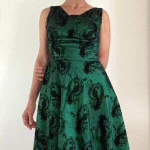 Voodo Vixen 50s rockabilly style green black velvet cocktail full dress small 6